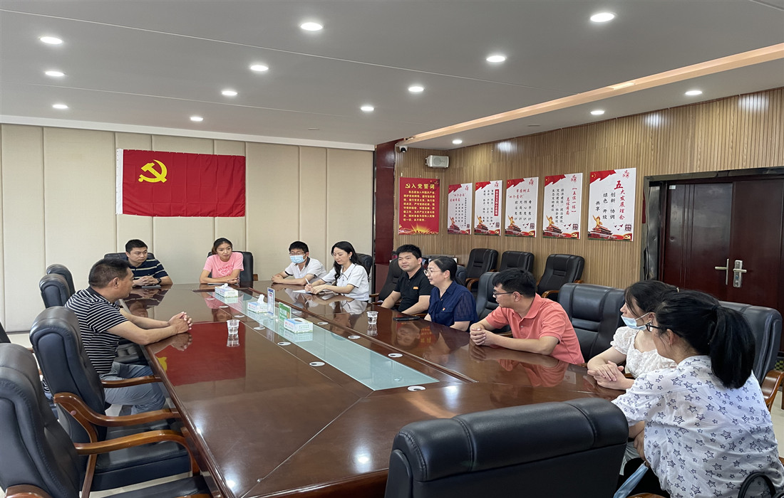 新闻照片1_副本.jpg 新闻照片1_副本.jpg