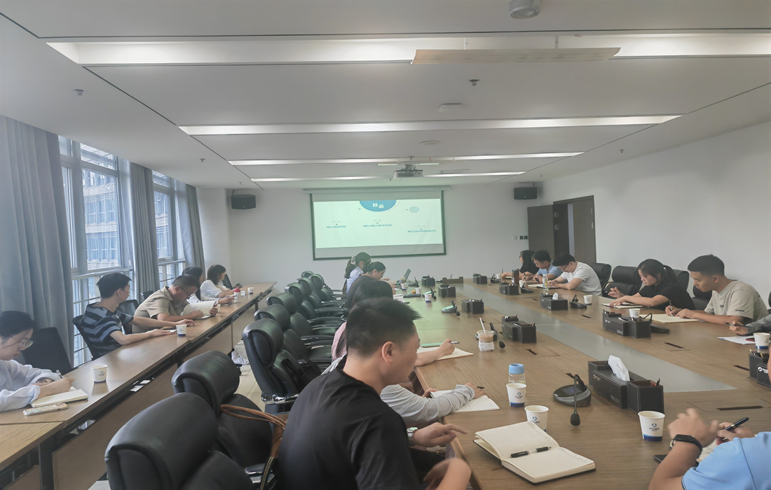 附件：2024年9月6日，襄阳路桥和房投公司联合举办第六期法律沙龙活动_副本.jpg