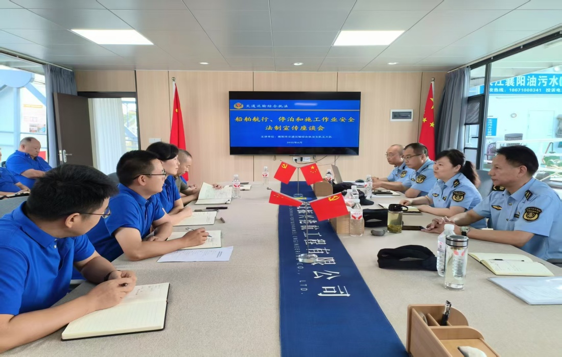 专题培训_副本.jpg 专题培训_副本.jpg