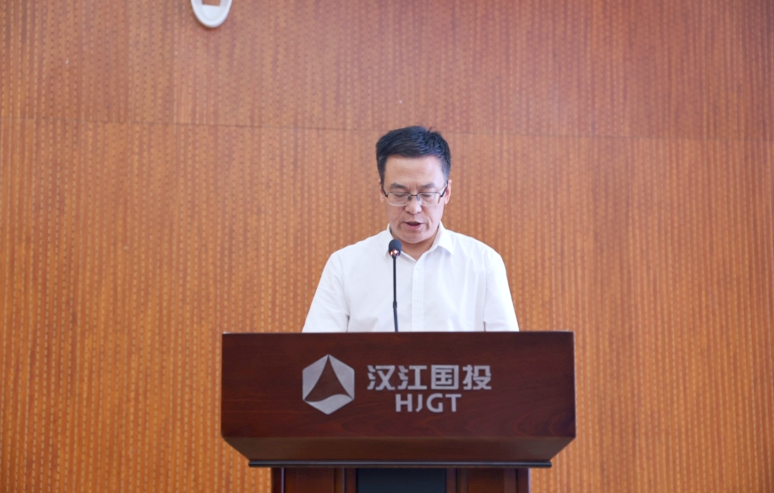 刚总讲话_官网_副本.jpg 刚总讲话_官网_副本.jpg